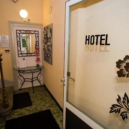 Hotel Du Soleil Villeneuve